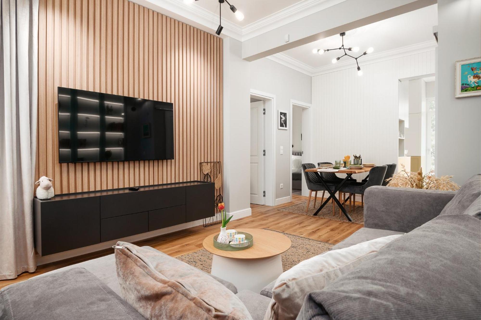 Brand New 2 Bdr Luxury In Centre * Sofia