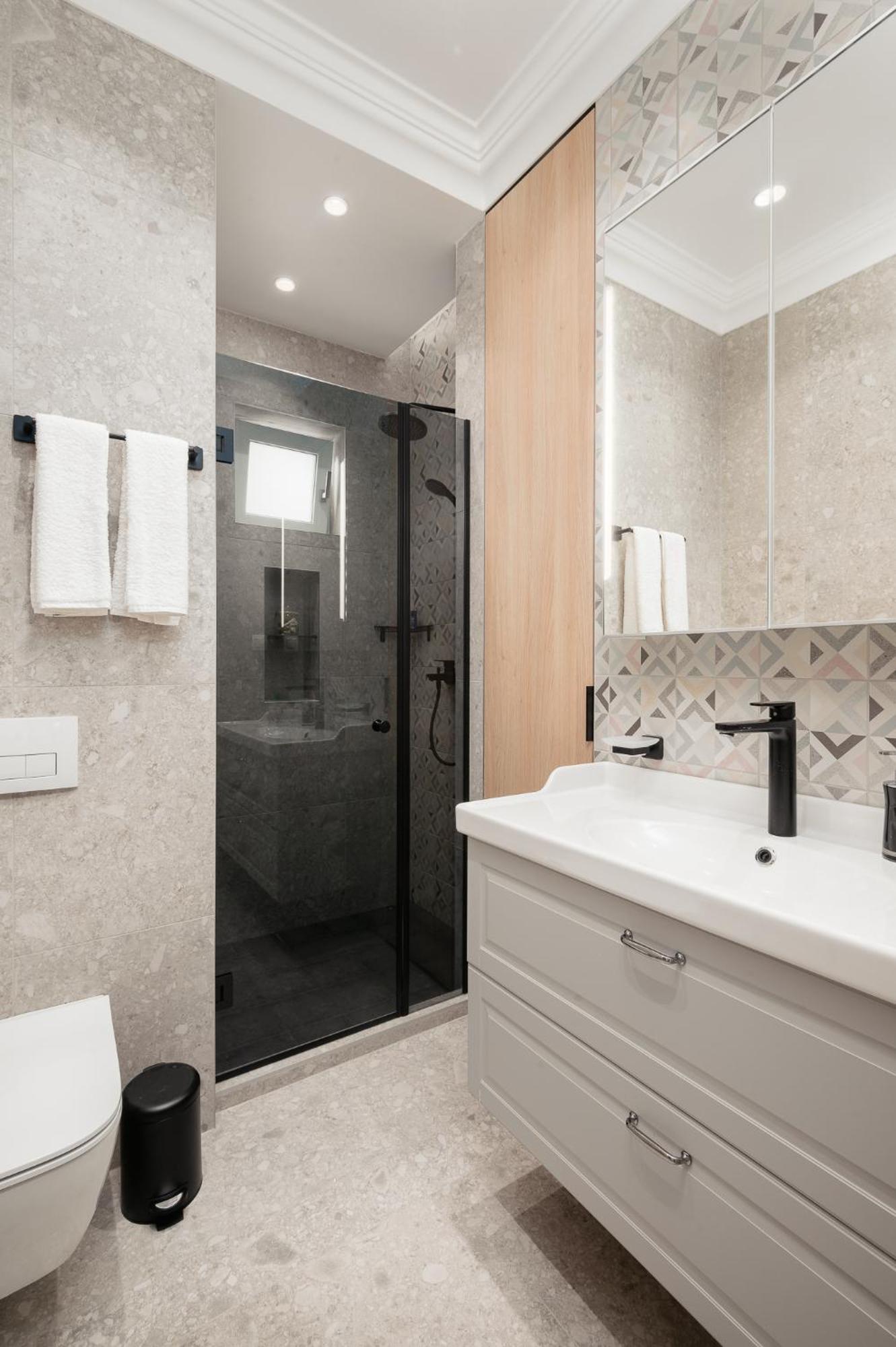 Brand New 2 Bdr Luxury In Centre * Sofia